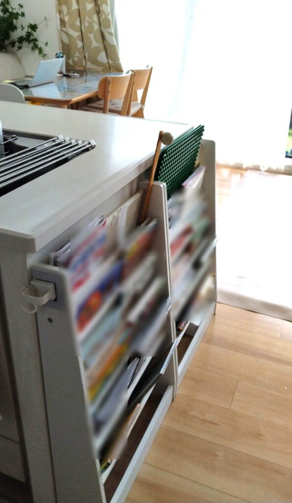 本棚の場所を説明する写真