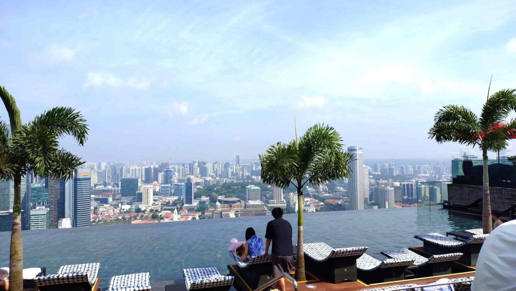 インフィニティプール